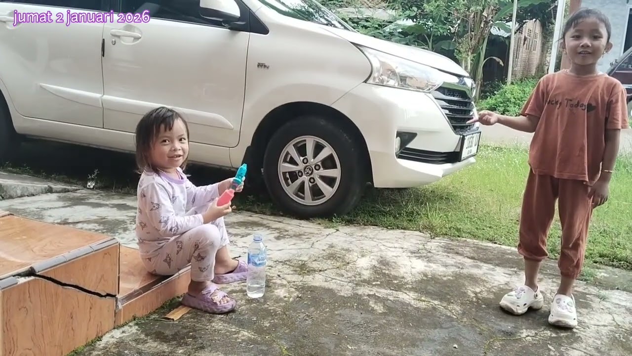 NAURA DI KAMPUNG MAMA INTAN BARENG ZELIN DAN NAYA 