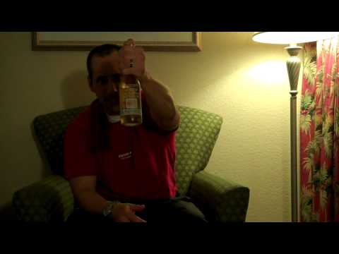 corona-light-beer-review-from-grupo-modelo-brewery
