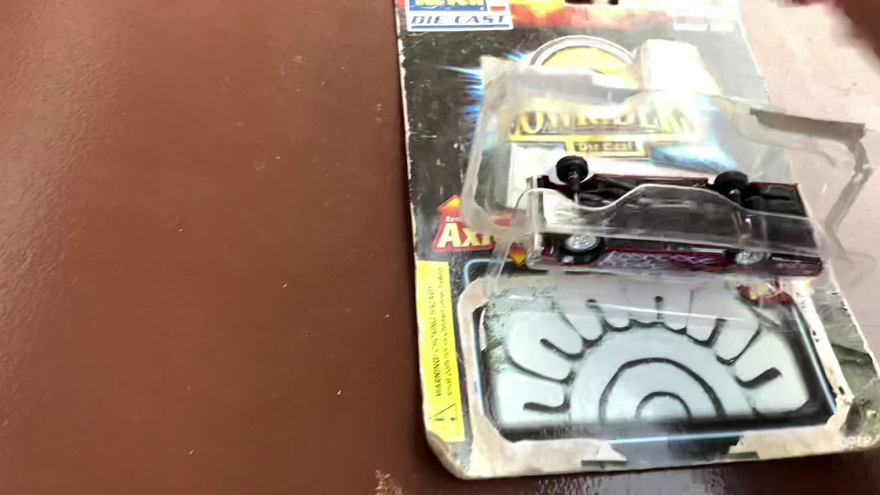 Revell Lowriders 1964 Chevrolet Impala Flame Diecast 1/64