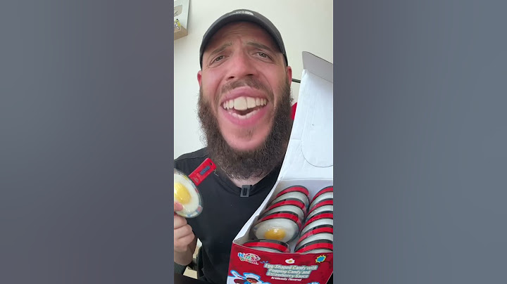 I'm testing a frying egg candy that makes the sound of cooking, it's incredible 🤣🤣 #test #food