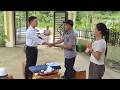 Thanks to Nhat's help, Mui successfully secured a major contract right in front of Van