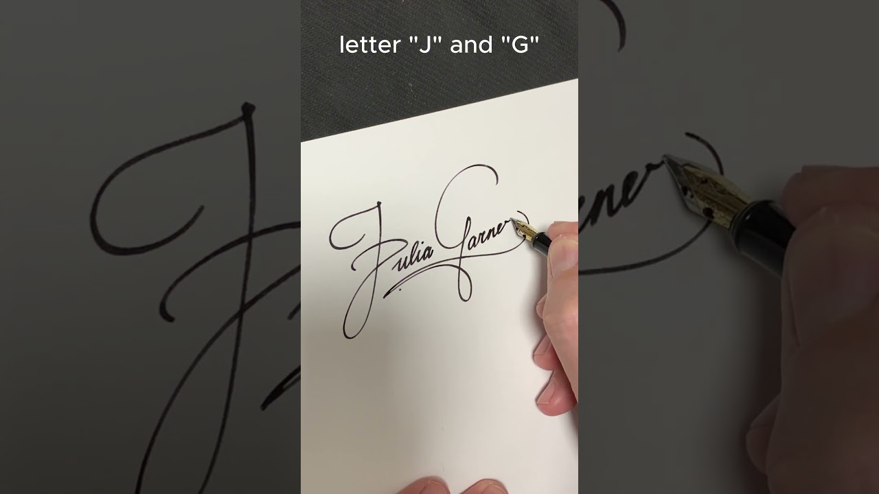 How to write the letter“J" and "G"
