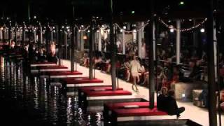 CHANEL CRUISE 2010-2011 IN SINGAPORE -- FASHION SHOW