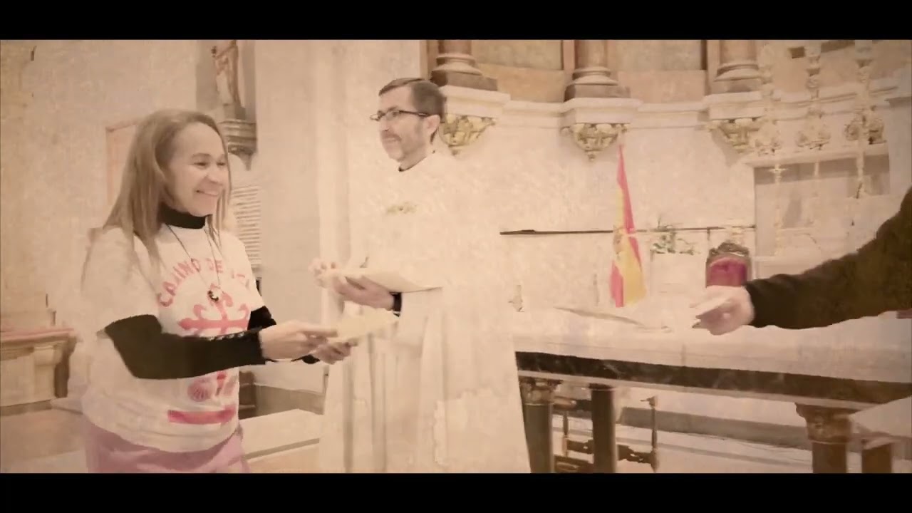 Camino Santiago de UCLÉS...Ceremonia peregrina de entrega de certificados. 