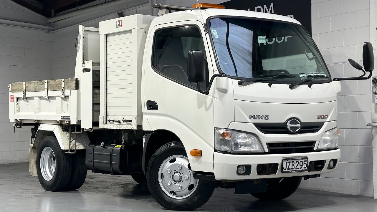 2016 Hino Dutro Toolbox Tipper, Car License, NZ New, 4.0 Turbo Diesel, Manual, Come View Today!