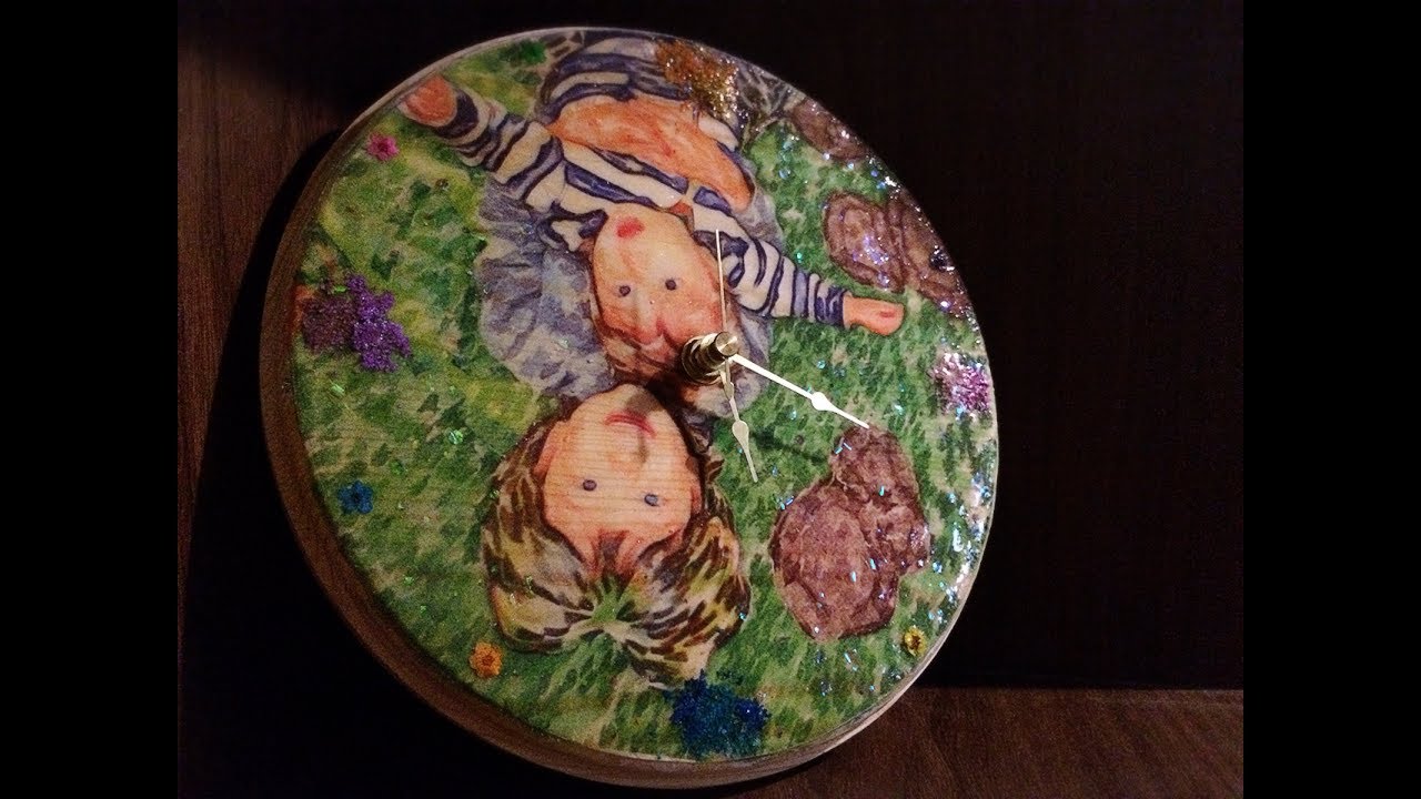 Transfer a Photo to Wood with Mod Podge / Wooden Wall Clock - YouTube