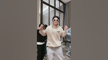 Thumbnail of #白鹿 #王鹤棣 这段舞有点帅啊😎期待#以爱为营 的播出！#shorts #bailu #dylanwang