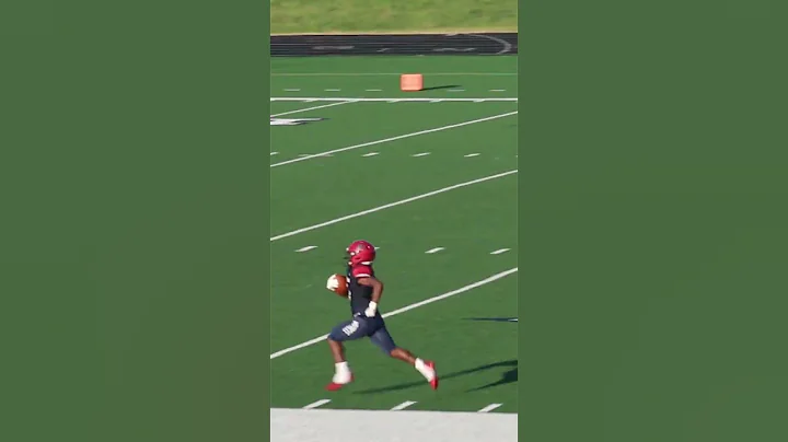Curtis just Took Off! 95-Yd Kick Return