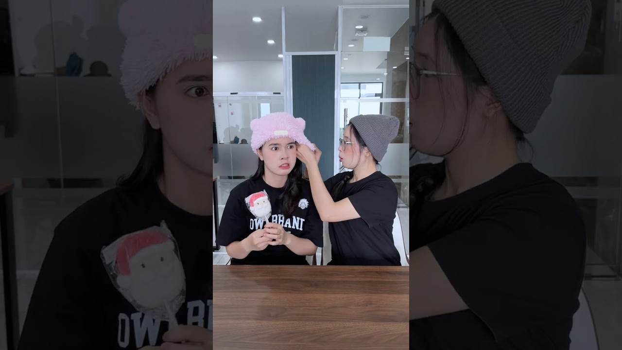 MMS - Hai chị gái lén ăn kẹo || Sisters sneaking candy 🍭 