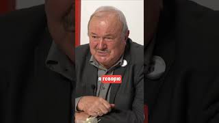 Юрий Койнов объясняет, что активность начинается не с тренажёров, а с обычной прогулки#shorts #спорт