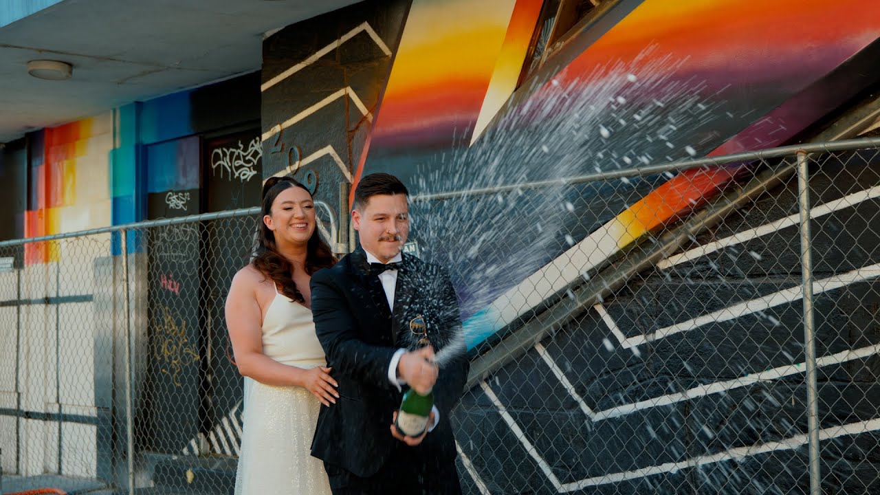 UK Couple Elope to A Little White Chapel Las Vegas