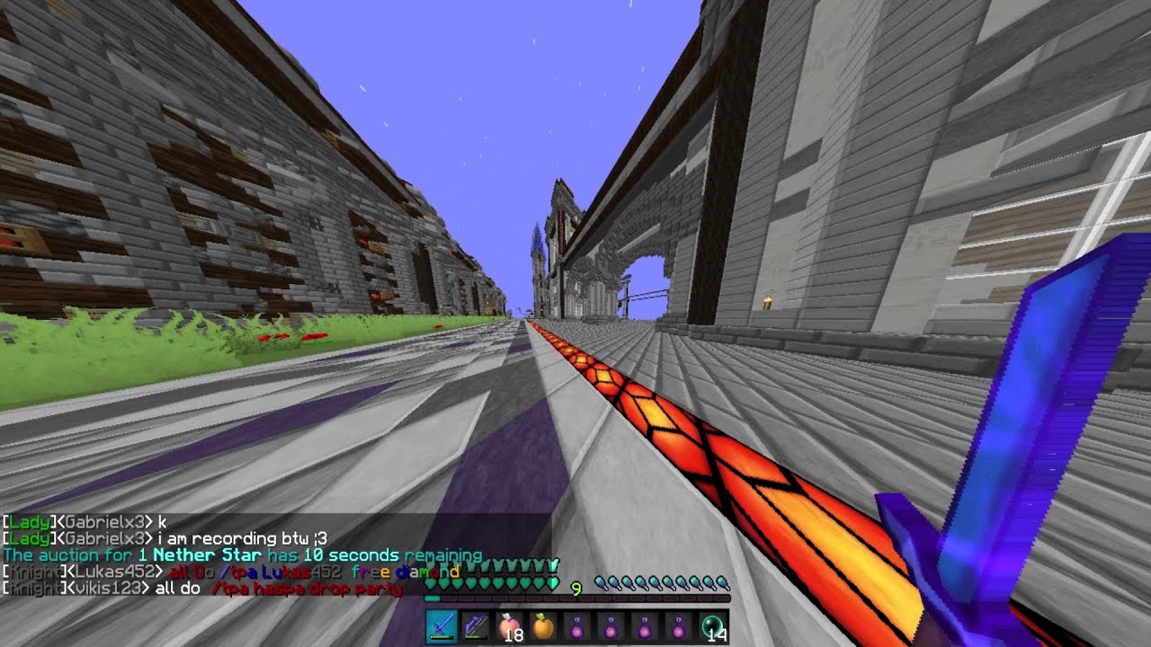 D4rkDoesGames using /d in pvp Cosmic Craft