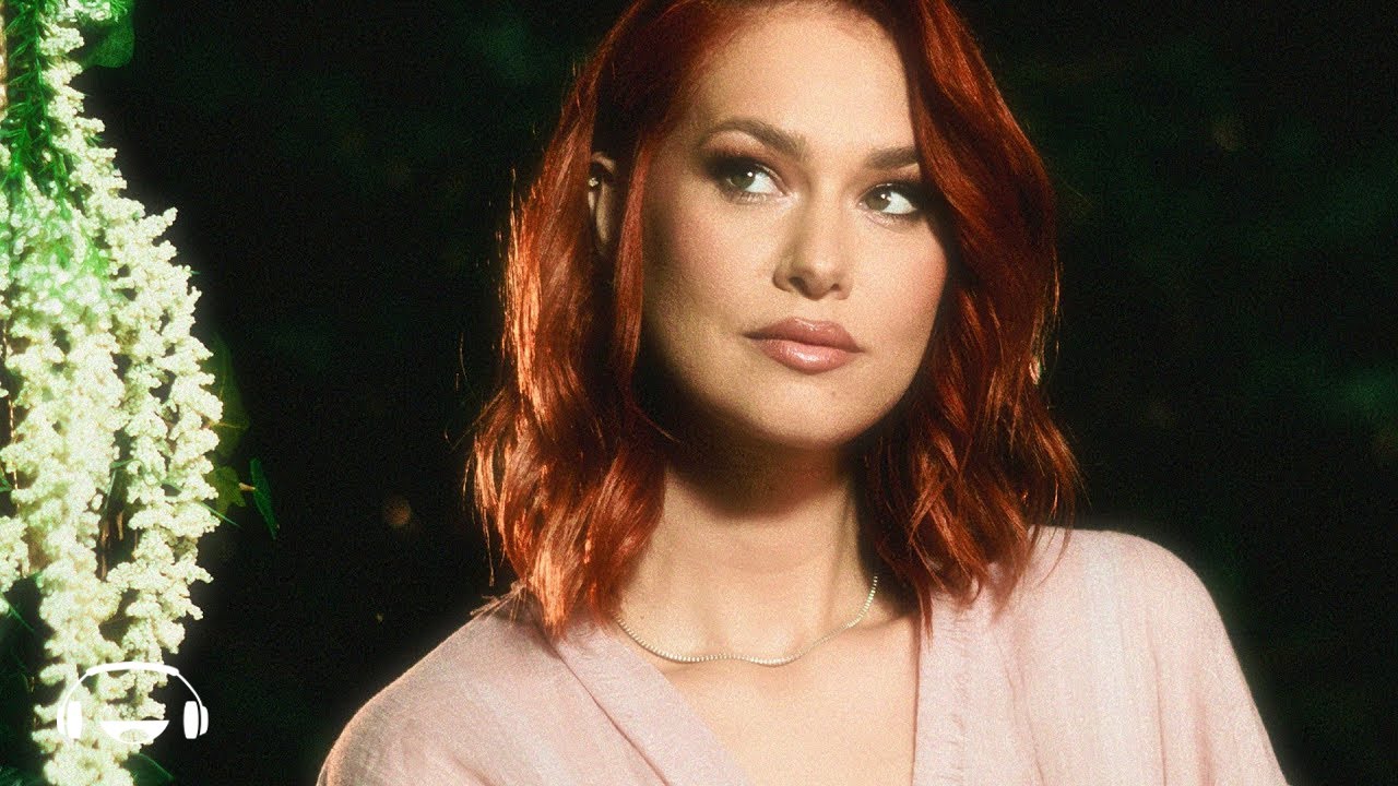 Feli - Cand te tin in brate | Official Video auf YouTube ansehen Feli - Cand te tin in brate | Official Video auf YouTube ansehen