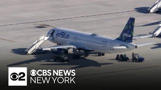 2 men found dead inside landing gear of JetBlue airplane after flight