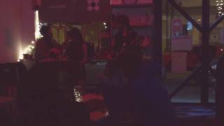 Arantxa Yepe, Carlos Quintas Y Charly Del Campo