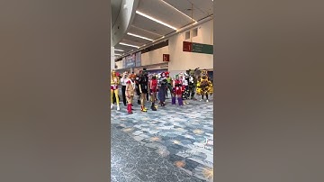 Fnaf Characters chase Gregory ( FNAF Cosplay ) (Wondercon)