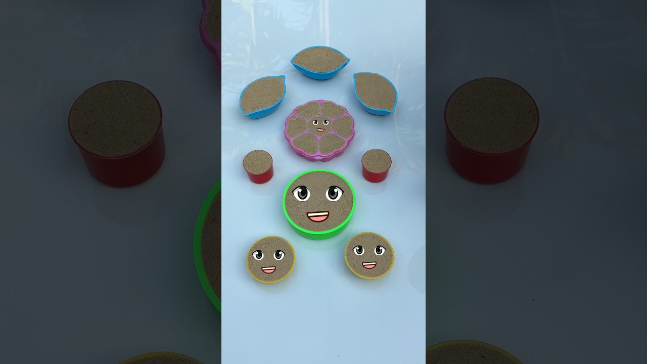 Satisfying Kinetic Sand Emoji Faces 😍 | Oddly Satisfying ASMR