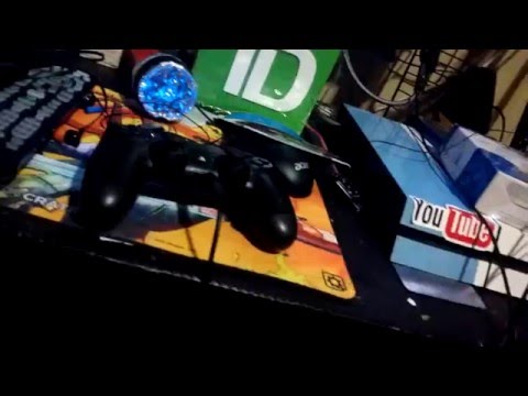 Hyperxcloud headset with elgato party chat. Set up.