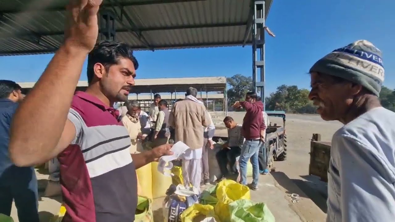 व्यापरियों कौ याद आये दाल बापले 
