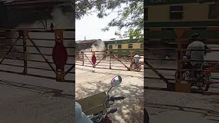 Faisalabad se Lahore ja rahi hai train Sangla Hill junction