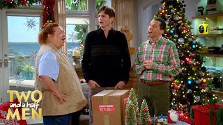 Christmas in Malibu | Two and a Half Men
