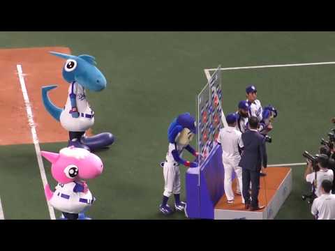 中日ドラゴンズ連敗脱出！　小熊凌祐投手＆ソイロ・アルモンテ選手ヒーローインタービュー　2018年8月15日(水)　中日 - ＤｅＮＡ 19回戦　後ろでうごめくドアラ
