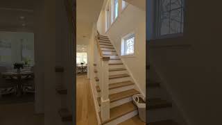 163 Willow Street, Paris