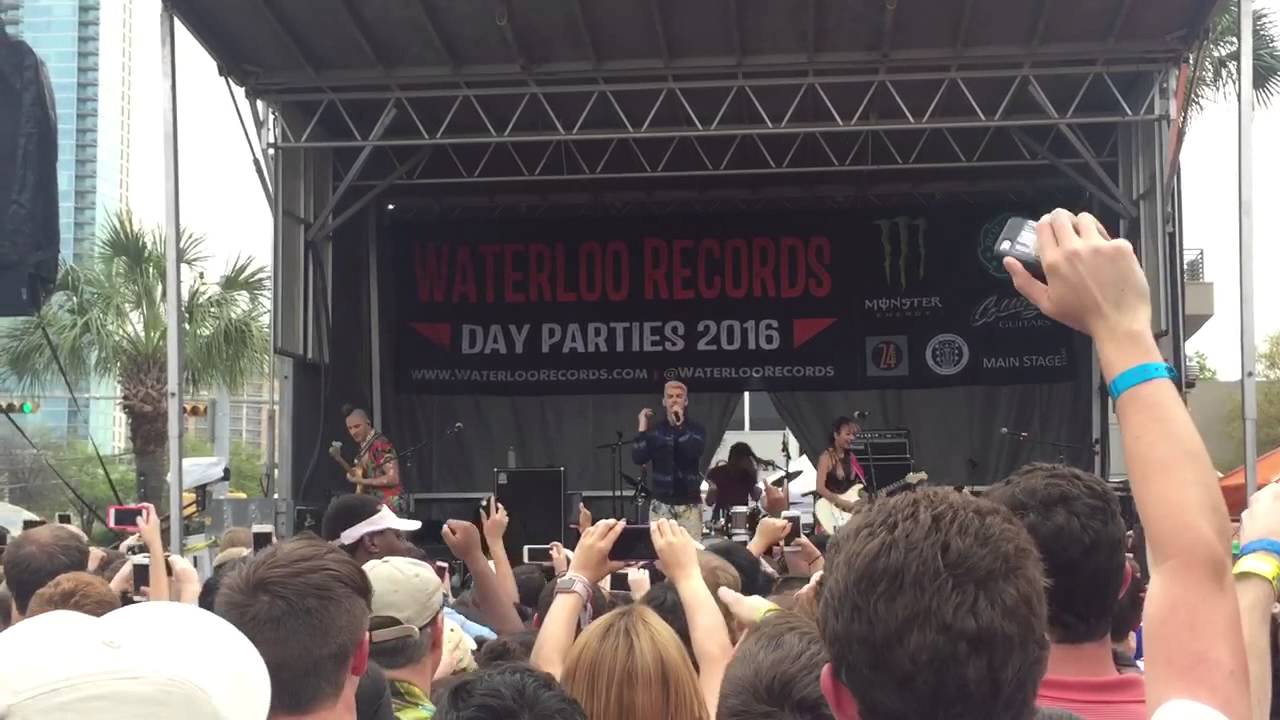 Cake By The Ocean by DNCE (Live)