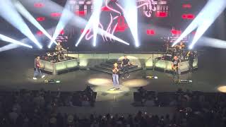 Jason Aldean - She's Country (LIVE in Las Vegas, Dec 9th, 2021)