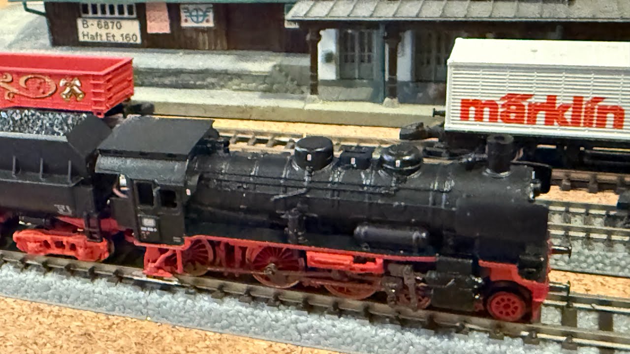 Marklin 88909 Cl 38 Steam Locomotive & Tub Tender Test Run at z
