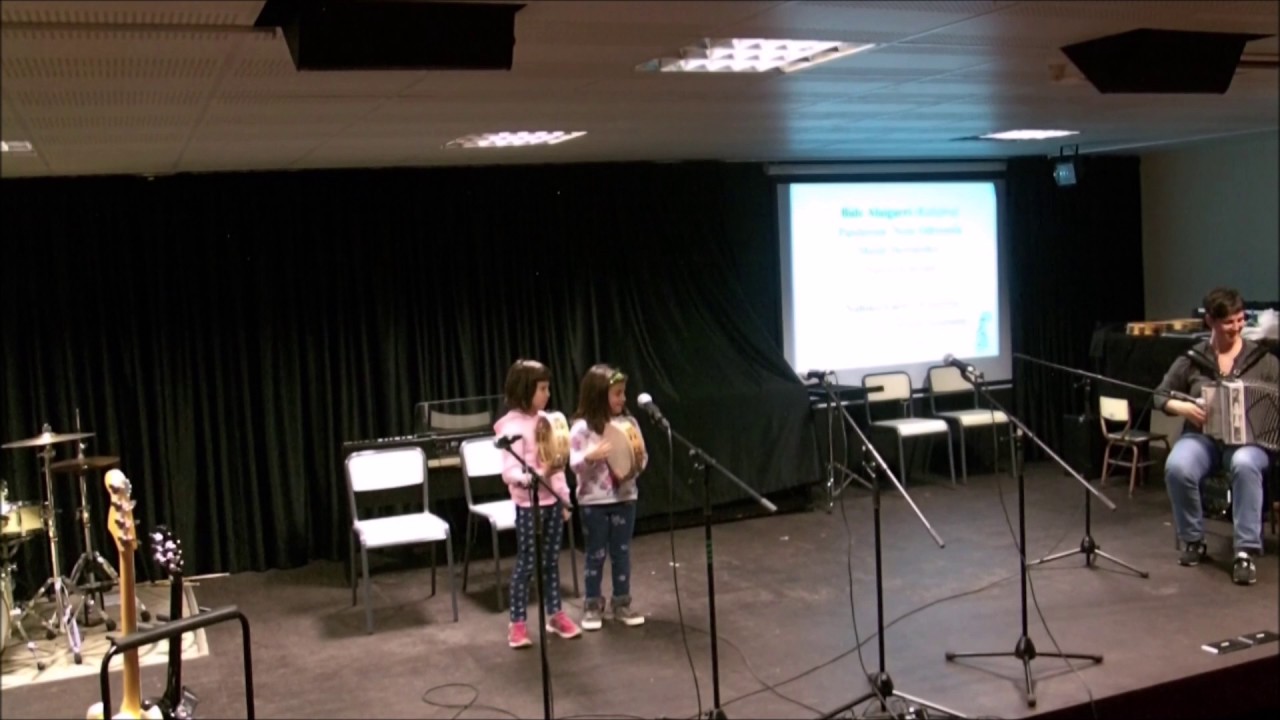 NAHIKO LARRI, MADDI ETA OIHANE