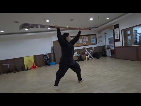 살수대장의 협도 - YouTube
