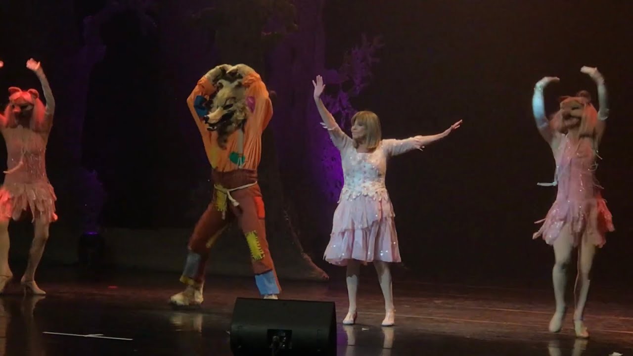 Chantal Goya - Loup-loup (Nice Acropolis, 06.11.2022)