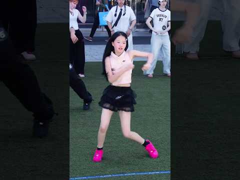 DANCE] 김리원 RiWon: tripleS 'Girls <strong>Never</strong> Die': K-POP 랜덤플레이댄스 PlayOn RPD 코엑스 랜플: 260530 여자 어린 트리플에스