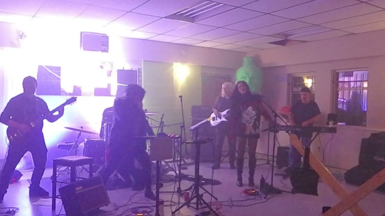 Lightning Strikes Live 10 30