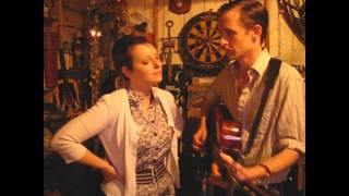 Trevor Moss & Hannah Lou - Sweet Mary Jane - Songs From The Shed