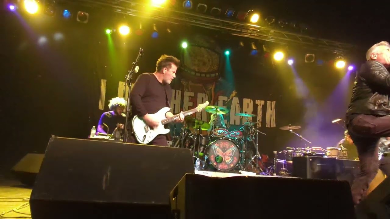 One More Astronaut - I Mother Earth (Live, Elements, Kitchener ON)