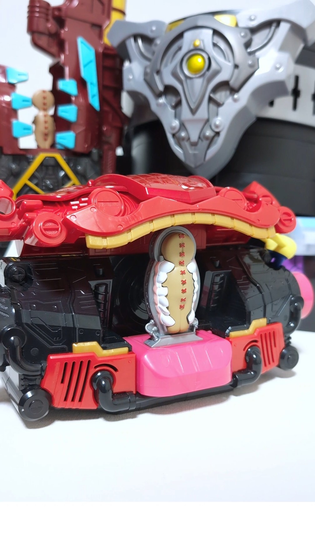 輝きがすごい！ライダーストア限定 DXゲーマドライバー LIMITEDクリア