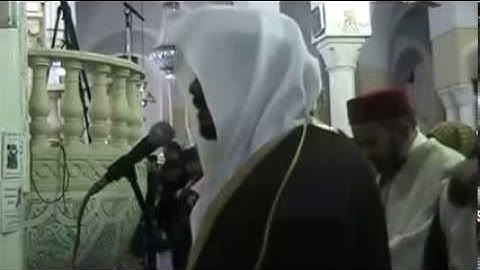 تلاوة غاية في الروعة ياسر الدوسري ابكت المصلين تونس 2013 YouTube
