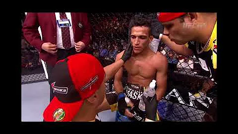 Frankie Edgar vs Charles Oliveira