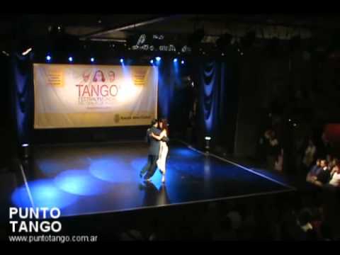 Juan Carlos Martinez y Nora Witanowski. MUNDIAL DE TANGO 2010 - Tango Escenario.