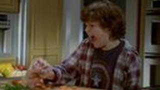 Hand Sneak Peek - Modern Family