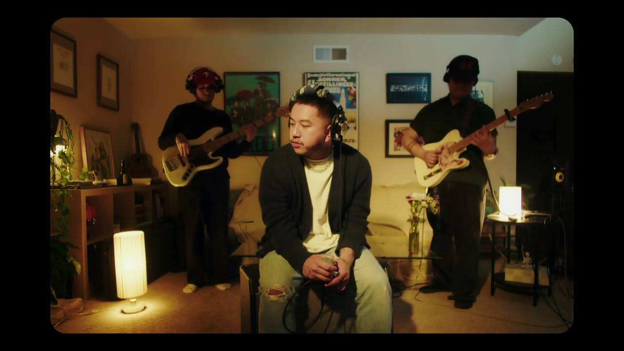 Ryan Manalili - BITTER (Live) adlı videoyu YouTube'da izle Ryan Manalili - BITTER (Live) adlı videoyu YouTube'da izle