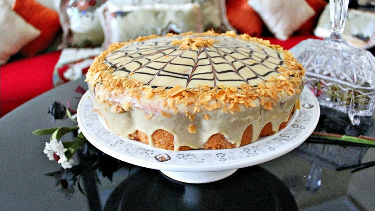 كيكة الحامض باضافة جديدة 👍 ولا اروع طالعة خفيفة والمذاق ياسلام لذيذة جدا جدا  لاتفوتكم تجربتها .