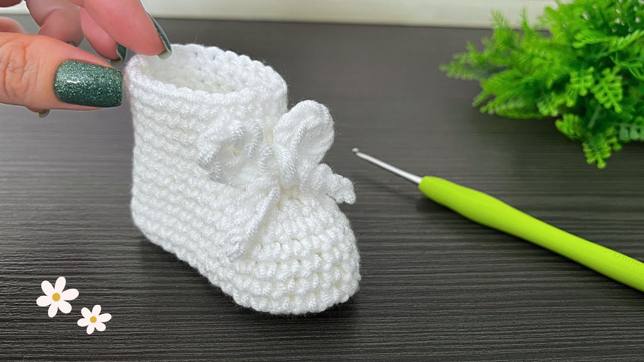 ПРИХОДИТЕ УЗНАТЬ ЭТУ ИДЕАЛЬНУЮ ОБУВЬ, СВЯЗАННУЮ КРЮЧКОМ