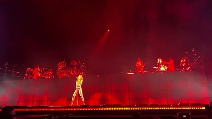 Doja Cat live Sydney 1st December, 2025- Streets full song 