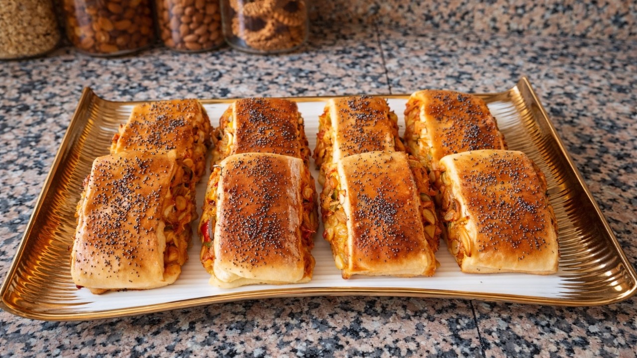 دائما مع السهل السريع👌فطائر مالحة بعجينة هشة وقطنية وحشوة اقتصادية وبنيينة/مملحات رمضان #فطائر