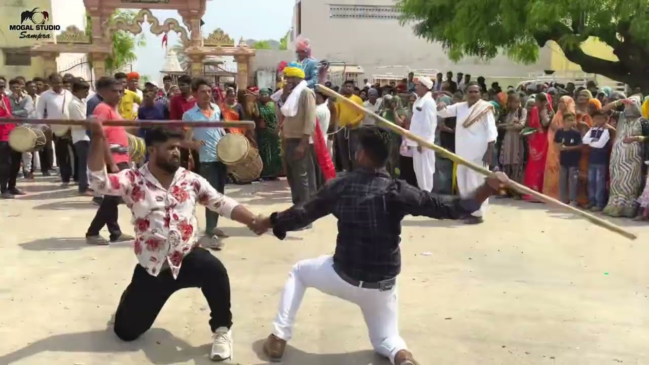 જોરદાર તલવારબાજી - વાયડ ગામ વરઘોડો || Mogal Studio Sampra ||