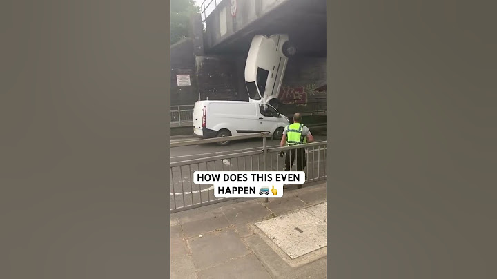 HOW DOES THIS EVEN HAPPEN 🚐👆