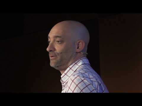 Cómo aprovechar los fallos | Tomás Llorente | TEDxUCLMToledo